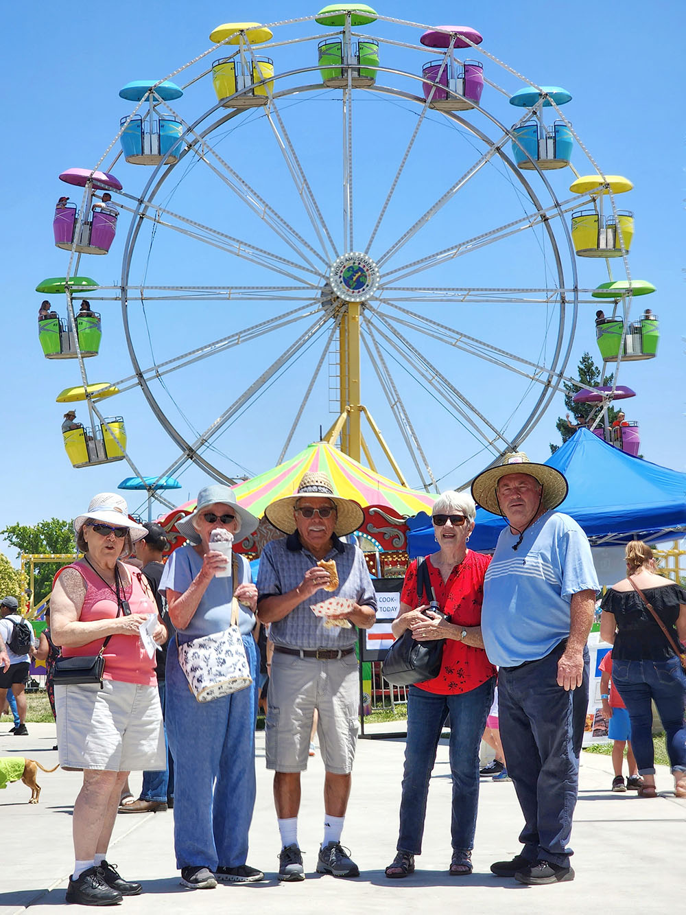 The Importance of Community & Connection For Seniors - Sagora Senior Living